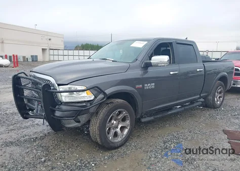 2017 Ram 1500 Laramie 4X2 6'4 Box z USA, uszkodzony, nr VIN 1C6RR6VT2HS693373